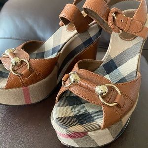 Burberry Wedges
